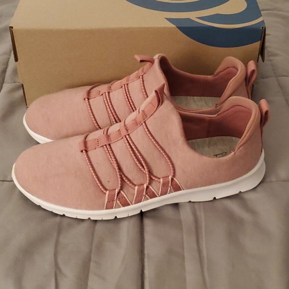 Clarks Sneakers - Picture 3 of 7